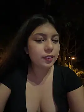 Snapshot of Maii_chan chatting on February 2025 03:52:02 AM Maii chan online show from February 2025 03:52:02 AM