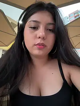 Snapshot of Maii_chan chatting on February 2025 11:04:01 PM Maii chan online show from February 2025 11:04:01 PM