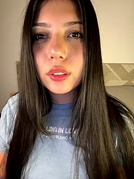 Snapshot of Maii_chan chatting on December 2025 04:55:01 AM Maii chan online show from December 2025 04:55:01 AM