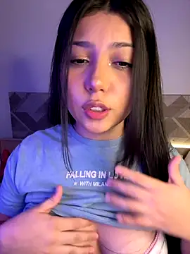 Snapshot of Maii_chan chatting on December 2025 06:19:01 AM Maii chan online show from December 2025 06:19:01 AM