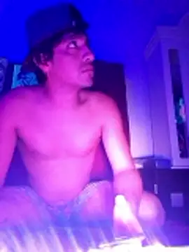 LiosArmando420 online show from May 2026 04:21:01 AM