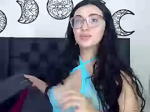 EvoletFMK online show from January 2026 03:28:01 PM