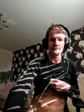 outdoorfun22 online show from March 2026 02:20:02 PM