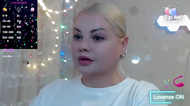 JewellKiss7 online show from July 2026 07:49:02 PM