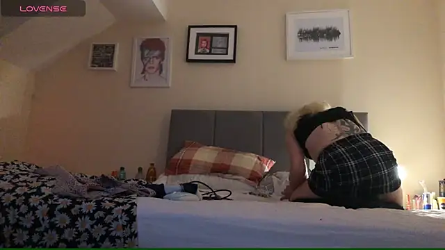 Snapshot of lolaisagoodtime chatting on February 2025 06:33:02 AM lolaisagoodtime online show from February 2025 06:33:02 AM