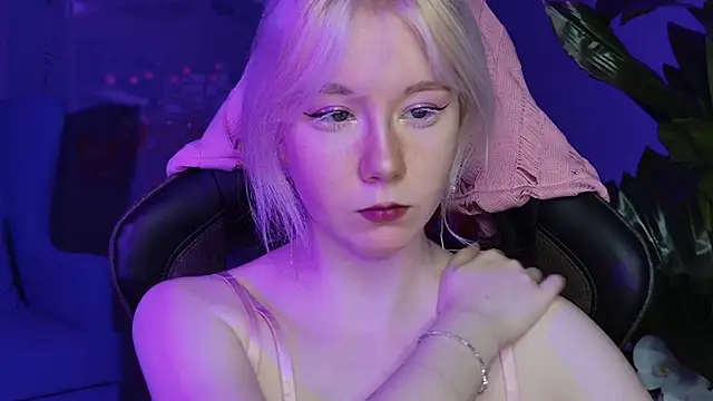 NancyMartinez online show from January 2025 05:05:01 AM