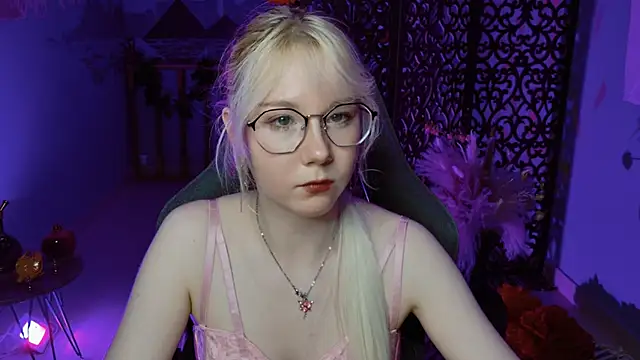 NancyMartinez online show from January 2025 01:10:01 PM