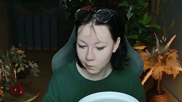 NancyMartinez online show from December 2025 05:13:01 AM