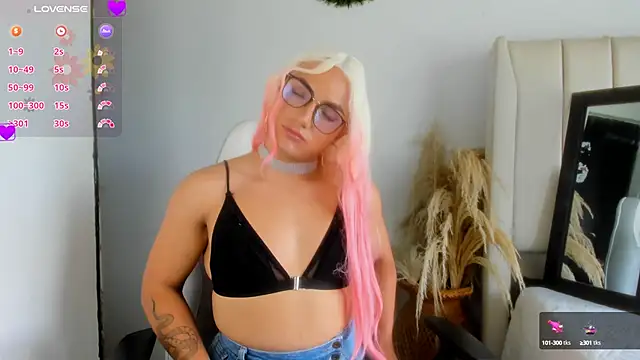 -Sofii  online show from January 2025 02:41:01 PM