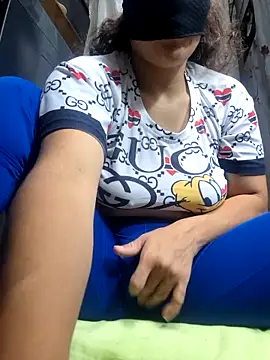 LunaDrago online show from May 2026 05:20:02 PM
