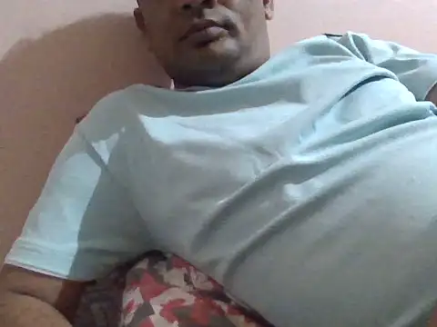 NiceBoy9099 online show from May 2026 04:59:01 PM