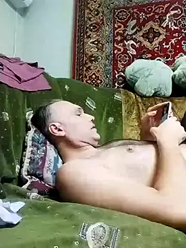 Snapshot of Pineapple04 chatting on January 2025 02:08:02 PM Pineapple04 online show from January 2025 02:08:02 PM