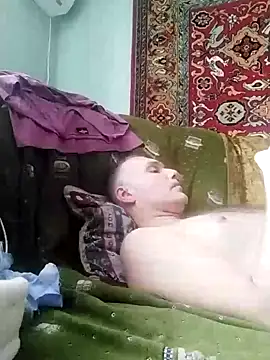 Snapshot of Pineapple04 chatting on January 2025 08:32:02 AM Pineapple04 online show from January 2025 08:32:02 AM