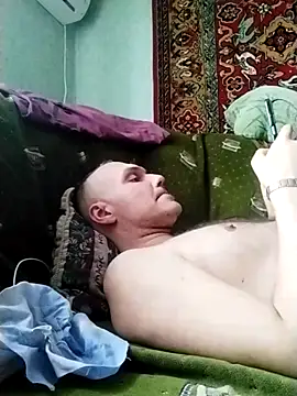 Snapshot of Pineapple04 chatting on March 2025 11:31:02 AM Pineapple04 online show from March 2025 11:31:02 AM