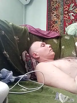 Snapshot of Pineapple04 chatting on March 2025 09:06:01 AM Pineapple04 online show from March 2025 09:06:01 AM