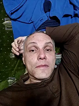 Snapshot of Pineapple04 chatting on October 2025 08:06:02 PM Pineapple04 online show from October 2025 08:06:02 PM