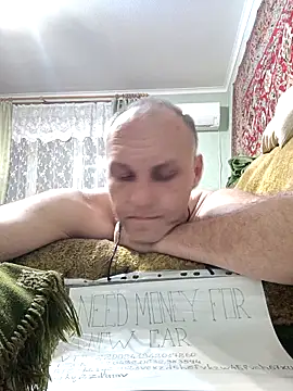 Snapshot of Pineapple04 chatting on November 2025 07:35:02 PM Pineapple04 online show from November 2025 07:35:02 PM