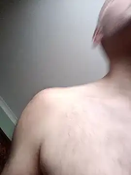 Snapshot of Pineapple04 chatting on January 2026 05:57:02 AM Pineapple04 online show from January 2026 05:57:02 AM