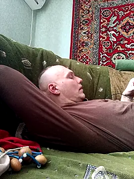 Snapshot of Pineapple04 chatting on February 2026 08:24:01 AM Pineapple04 online show from February 2026 08:24:01 AM