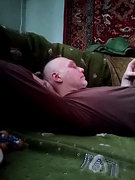 Snapshot of Pineapple04 chatting on February 2026 05:47:02 AM Pineapple04 online show from February 2026 05:47:02 AM