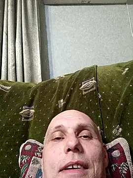 Snapshot of Pineapple04 chatting on March 2026 04:47:02 PM Pineapple04 online show from March 2026 04:47:02 PM