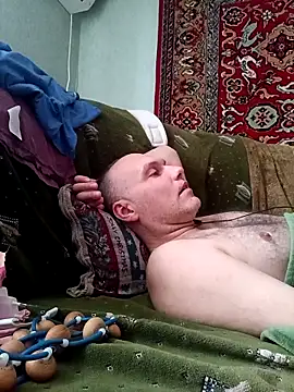 Snapshot of Pineapple04 chatting on March 2026 04:50:01 AM Pineapple04 online show from March 2026 04:50:01 AM