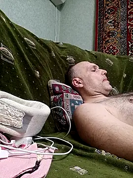 Snapshot of Pineapple04 chatting on March 2026 06:24:02 PM Pineapple04 online show from March 2026 06:24:02 PM