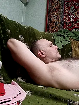 Snapshot of Pineapple04 chatting on March 2026 07:02:02 PM Pineapple04 online show from March 2026 07:02:02 PM