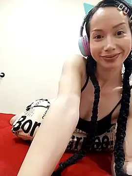 Snapshot of SashaGrinch chatting on December 2024 07:27:02 PM SashaGrinch online show from December 2024 07:27:02 PM