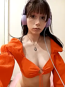 Snapshot of SashaGrinch chatting on November 2025 07:24:02 PM SashaGrinch online show from November 2025 07:24:02 PM