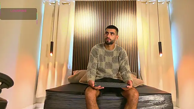 Snapshot of Ethan__Walker chatting on December 2025 01:28:02 PM Ethan Walker online show from December 2025 01:28:02 PM