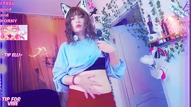 Snapshot of Toxic_Ellies chatting on December 2024 01:01:02 PM Toxic Ellies online show from December 2024 01:01:02 PM