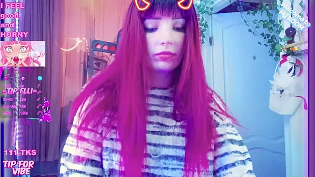 Snapshot of Toxic_Ellies chatting on December 2024 01:49:01 PM Toxic Ellies online show from December 2024 01:49:01 PM