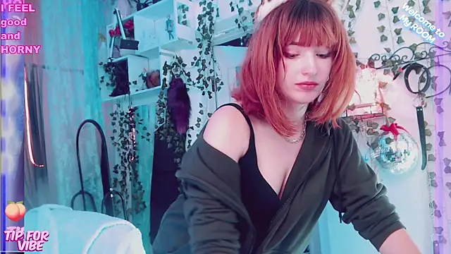 Snapshot of Toxic_Ellies chatting on January 2025 06:34:01 AM Toxic Ellies online show from January 2025 06:34:01 AM