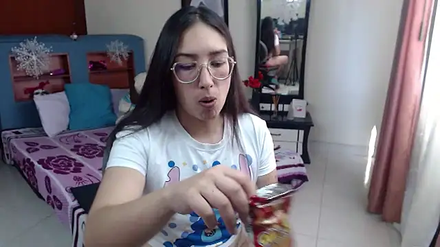 Snapshot of jeyloveebony chatting on December 2024 02:00:02 PM jeyloveebony online show from December 2024 02:00:02 PM