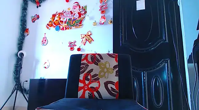 Snapshot of ADAM_HOT chatting on December 2024 05:37:01 PM ADAM HOT online show from December 2024 05:37:01 PM