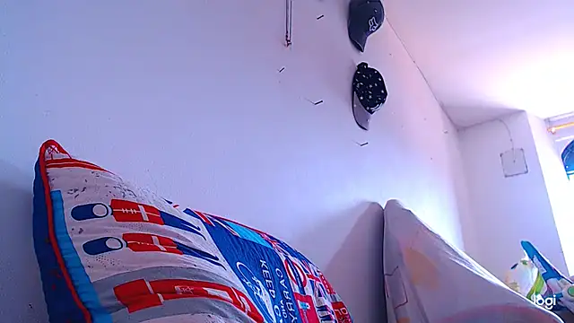 Snapshot of ADAM_HOT chatting on December 2025 03:43:02 PM ADAM HOT online show from December 2025 03:43:02 PM