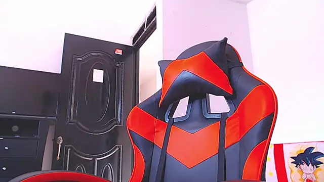 Snapshot of ADAM_HOT chatting on December 2025 07:40:02 PM ADAM HOT online show from December 2025 07:40:02 PM