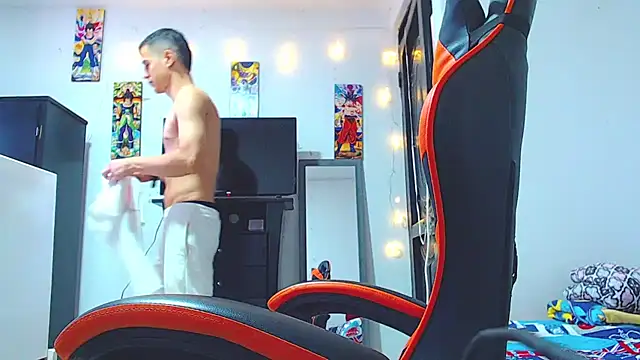 ADAM HOT online show from February 2026 01:29:02 PM