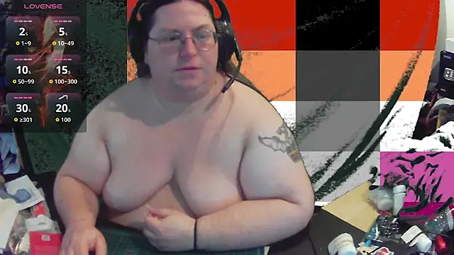 Snapshot of ShibariTurtleDuck chatting on June 2026 04:52:01 PM ShibariTurtleDuck online show from June 2026 04:52:01 PM