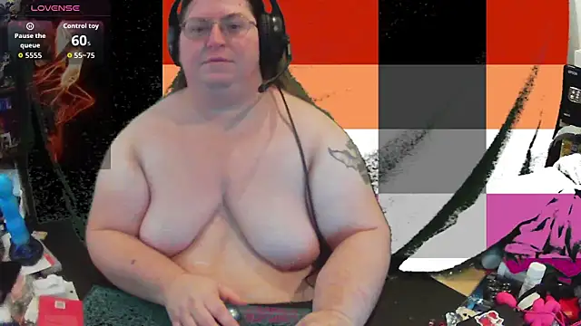 Snapshot of ShibariTurtleDuck chatting on June 2026 02:21:01 PM ShibariTurtleDuck online show from June 2026 02:21:01 PM