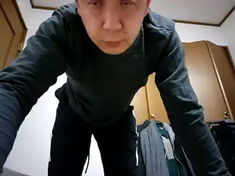 Snapshot of 07YUKIO chatting on February 2025 01:33:01 PM 07YUKIO online show from February 2025 01:33:01 PM