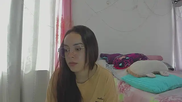 HARLEYNAPIER online show from June 2026 08:11:01 PM
