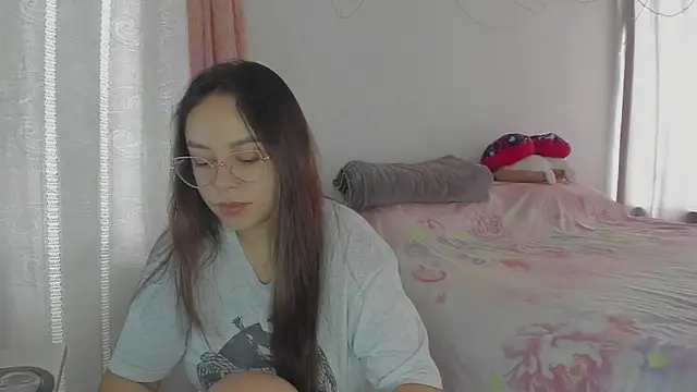 HARLEYNAPIER online show from July 2026 03:07:02 PM