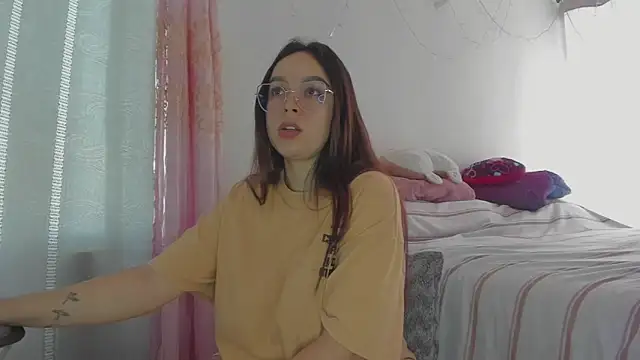 HARLEYNAPIER online show from July 2026 03:32:01 PM