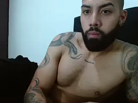 Snapshot of Hendry_ chatting on December 2024 04:09:02 AM Hendry online show from December 2024 04:09:02 AM