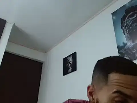 Snapshot of Hendry_ chatting on December 2024 05:44:01 AM Hendry online show from December 2024 05:44:01 AM