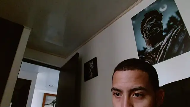 Snapshot of Hendry_ chatting on January 2025 10:32:02 PM Hendry online show from January 2025 10:32:02 PM