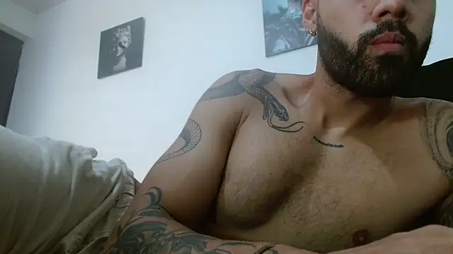 Snapshot of Hendry_ chatting on March 2025 01:11:01 AM Hendry online show from March 2025 01:11:01 AM