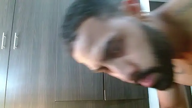 Snapshot of Hendry_ chatting on March 2025 05:05:02 AM Hendry online show from March 2025 05:05:02 AM